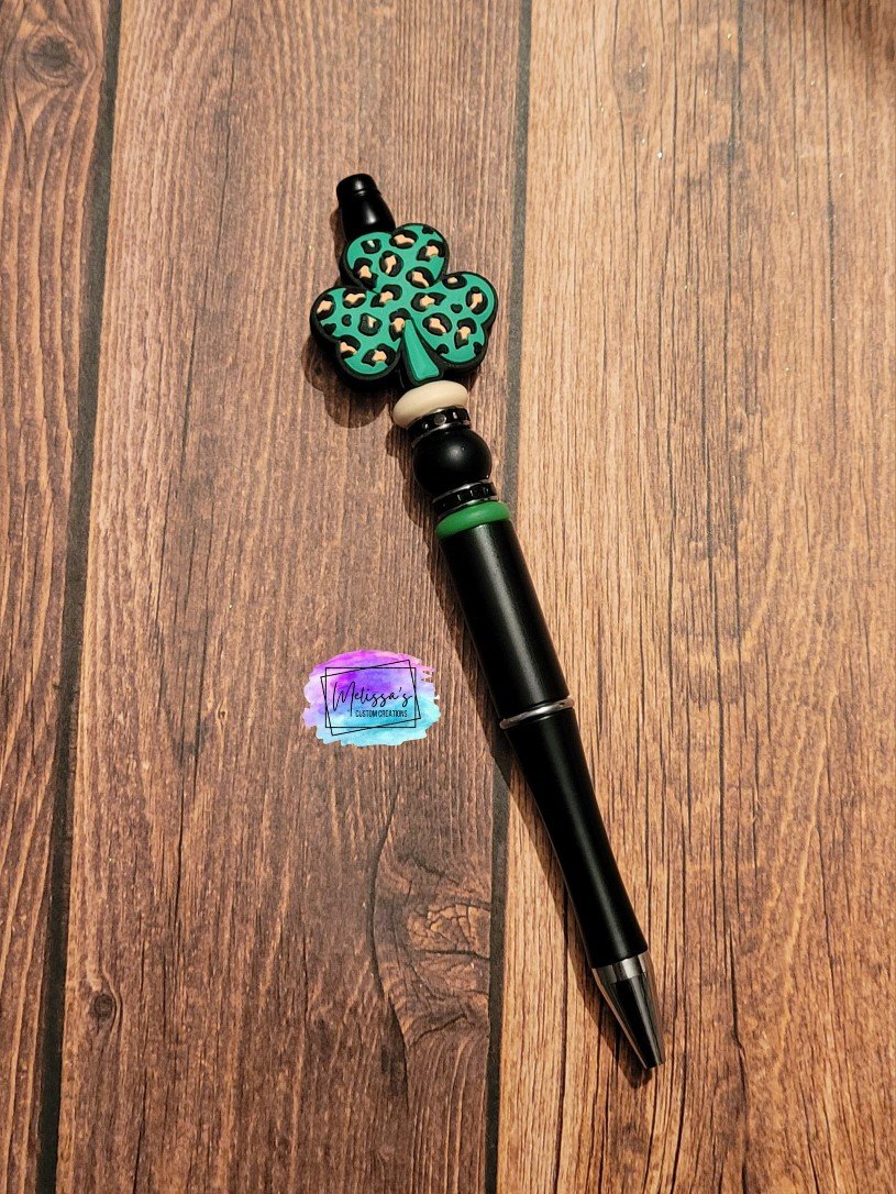 Shamrock Beaded Pen (READY TO SHIP)