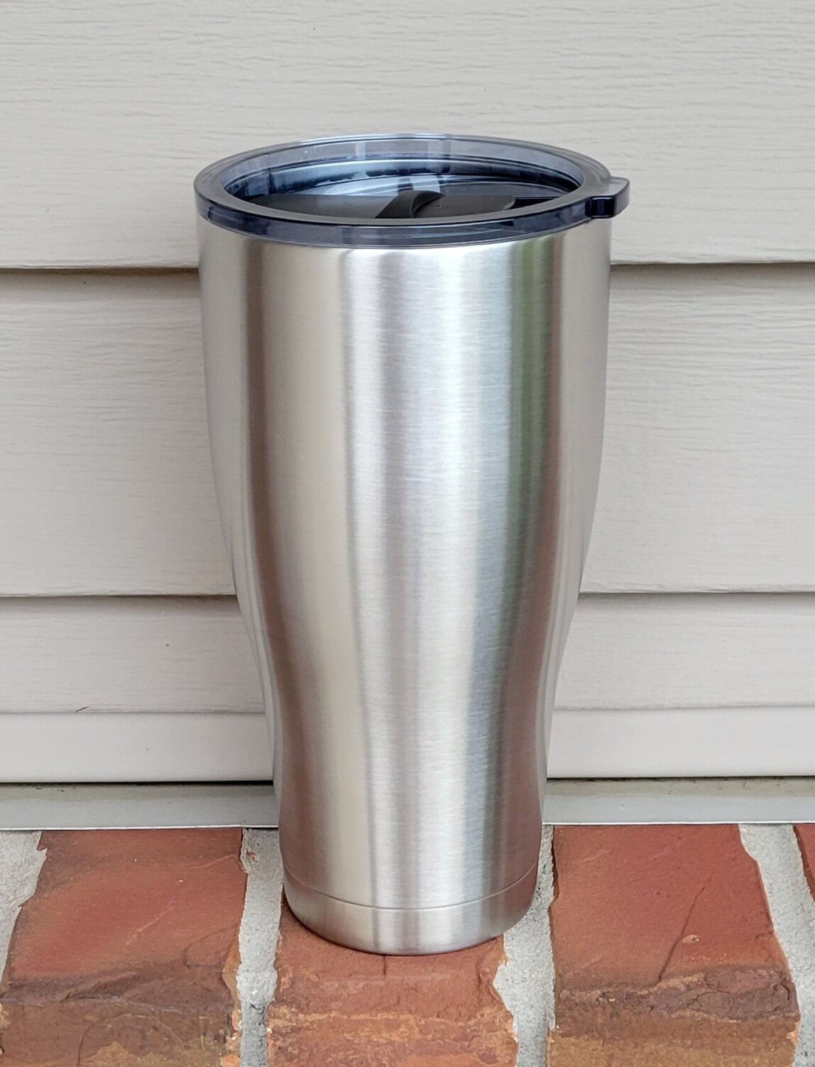30oz Modern Curve Tumbler 2.0