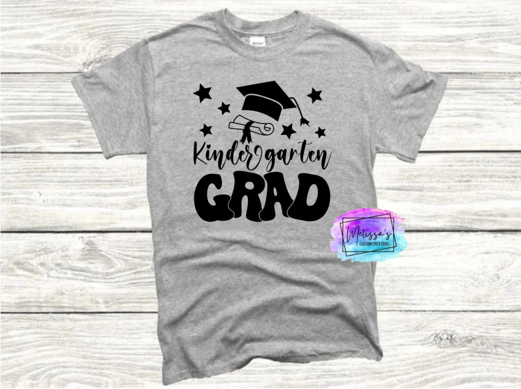 Kindergarten Grad T-Shirt (Choose your colors)