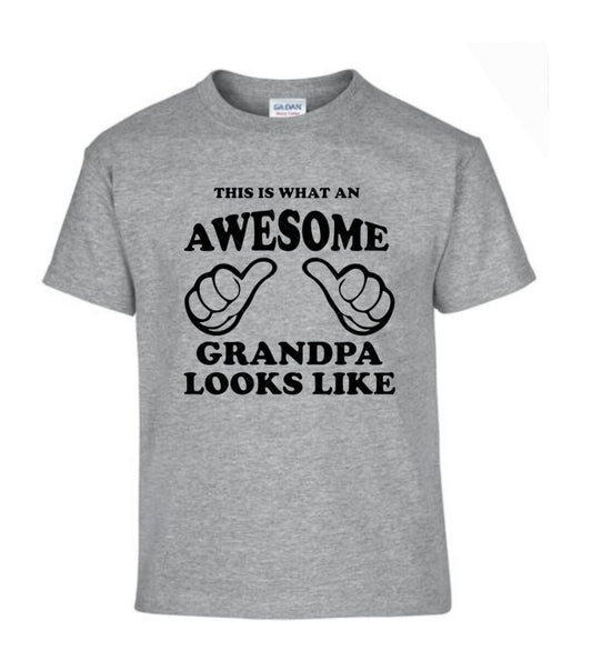This is what an awesome grandpa looks like T-Shirt